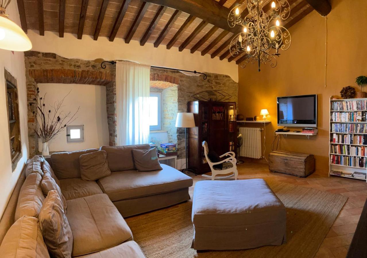 앙기아리 Relais Il Pozzeto B&B 외부 사진