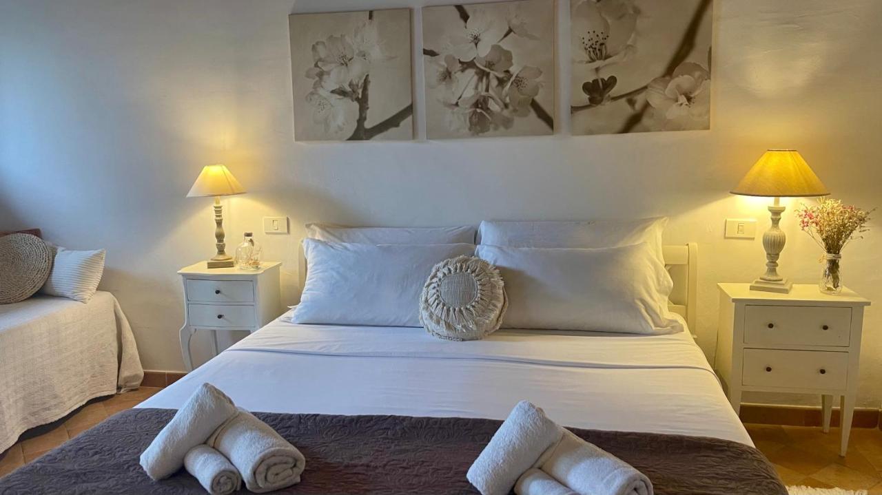 앙기아리 Relais Il Pozzeto B&B 외부 사진